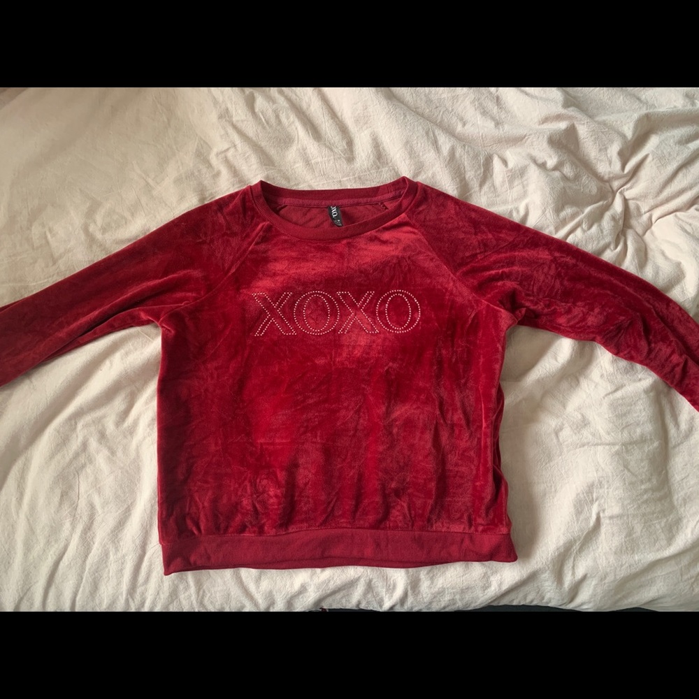 XOXO velvet sweater M
